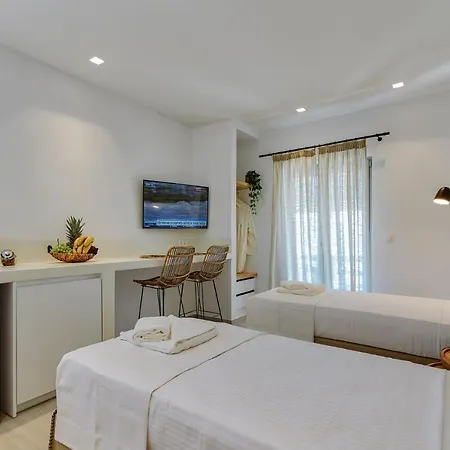Ardilia Cosy * Antiparos